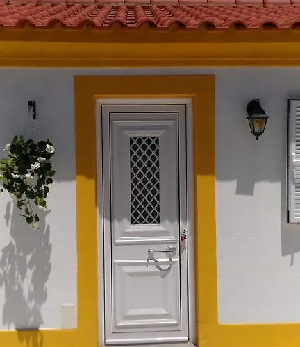 Visitar Ii - Casa Tradicional Familiar Bioucas