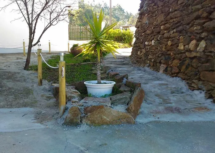 Visitar Ii - Casa Tradicional Familiar Casa de Férias Bioucas